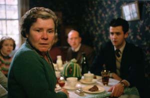 Click on image to see full-sized version 0904_vera_drake_03.jpg