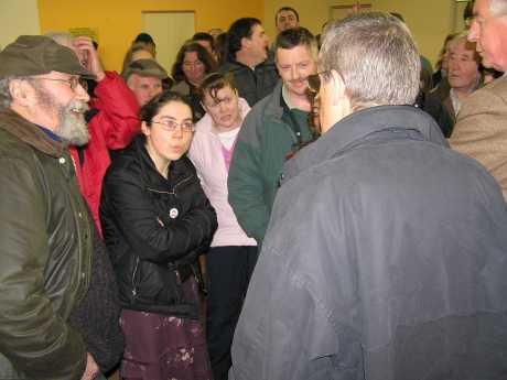 Br�d N� Sheighin confronts Andy Pyle over comments about the Rossport Five