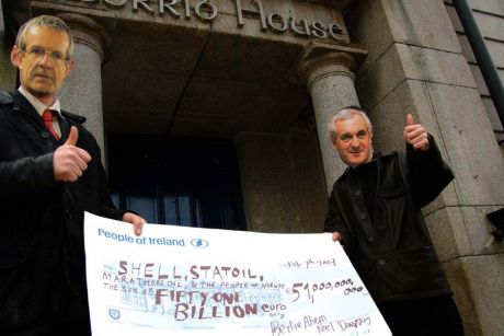 Andy Pyle and Bertie Ahern at Corrib House