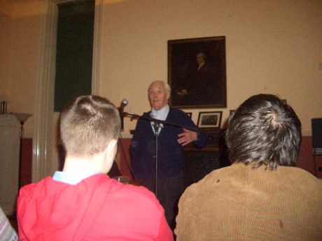 Click on image to see full-sized version LY Types Focus In