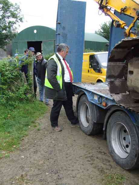 Hold on, what the fuck�s going on here?