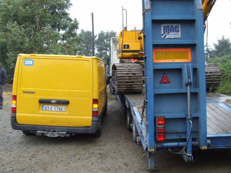 O�Sullivan won�t budge and McSweeney struggles to pass him.