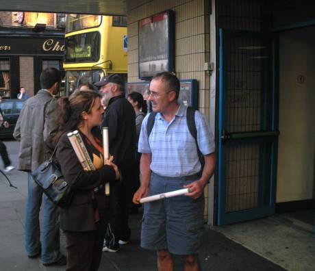 Click on image to see full-sized version Discussing the Campaign