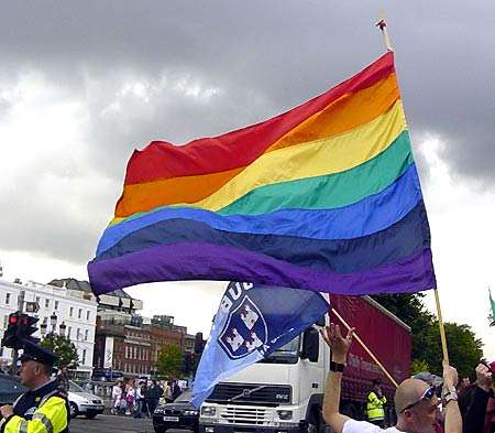 Dublin�s Gay, Lesbian, Bi & Transgender Pride Parade June 2004 � Photos