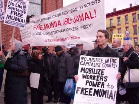Click on image to see full-sized version Internationalist Group contingent in March 28 Harlem protest the day after federal court decision against Mumia.