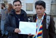 Cristian Dom�nguez, Secretario de Defensa de Recursos Naturales y Medio Ambiente: Pando and Jose Sagarnaga of The Bolivia Solidarity Campaign outside the Department of Foreign Affairs, Dublin.