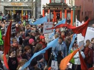 Click on image to see full-sized version Newbridger's vent their frustration